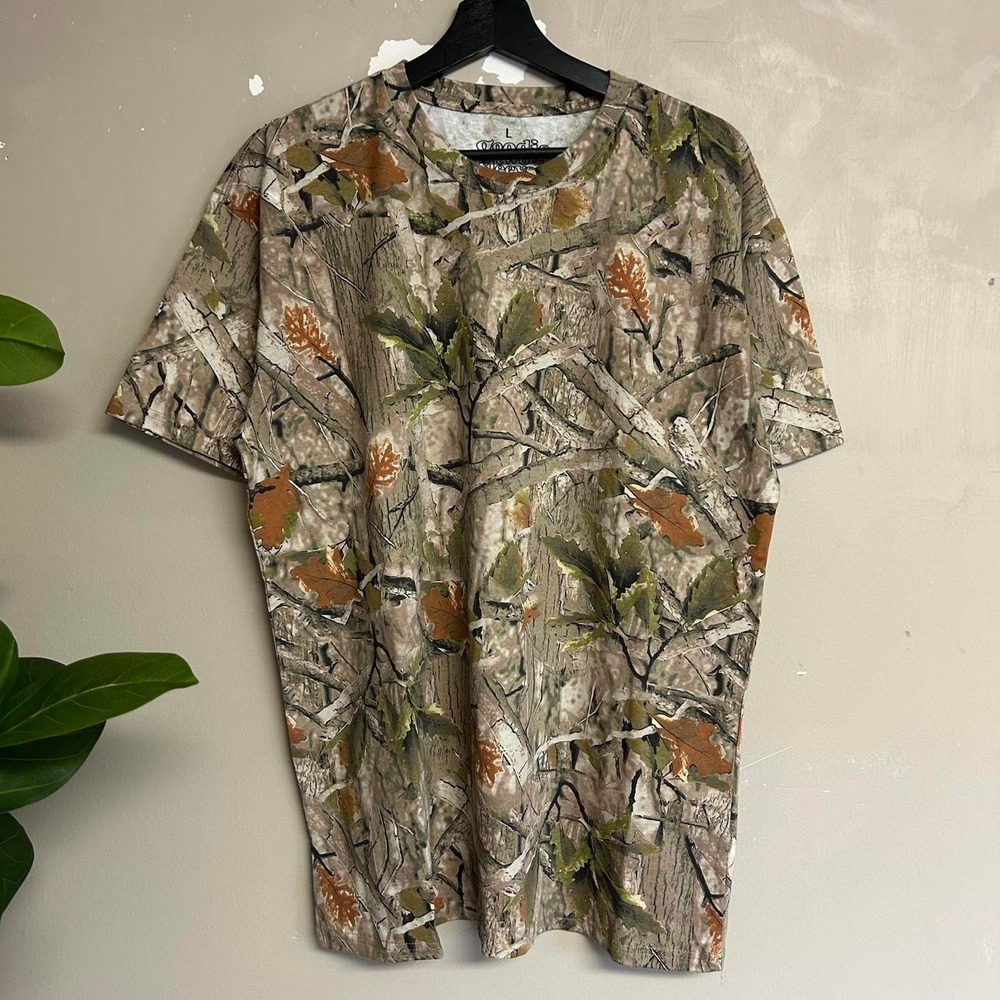 Goodie Two Sleeves Mens L Realtree Camo Forest AOP T-Shirt Brown Y2K Streetwear